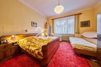 Prodej rodinného domu se zahradou a samostatnou garáží v obc - 16