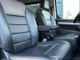 Peugeot Traveller 2022 - 16