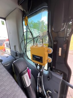 Kolové rypadlo KOMATSU PW 160-11 - 16