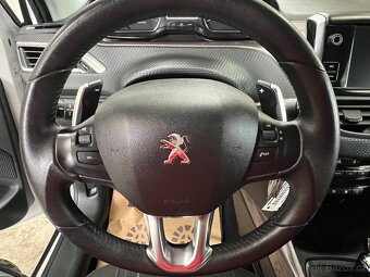 Peugeot 2008 1.2 PureTech AUTOMAT LITÁ KOLA NAVI TAŽNÉ ZAŘ. - 16
