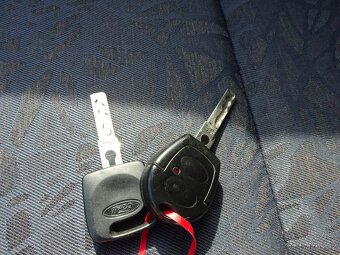 Ford Galaxy 2,3 i - 16