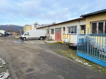 Průmyslový areál - výrobní, skladovací a kancelářské prostor - 16