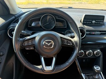 Mazda 2 1.5i Skyactiv najeto 141000 km 2018 - 16