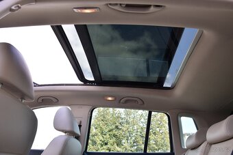 Volkswagen Tiguan 2.0 TDi 4MOTION,XENON,KŮŽE,TEMP,PANORAMA - 16