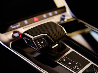 Audi RS6 Performance, B&O, DPH, Nové - 16