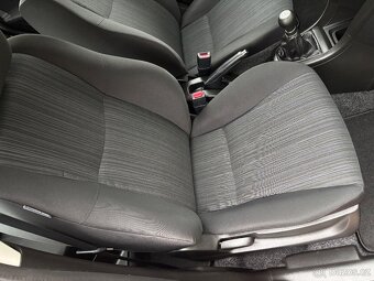 Suzuki Swift,  1.2 69 kW 4x4 64000 km PLNÝ SERVIS PĚKNÉ  - 16