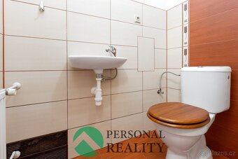 Prodej rodinného domu 5+1 se zahradou, Dvůr Králové nad Labe - 16