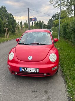 VW NEW BEETLE 2.0 - 16