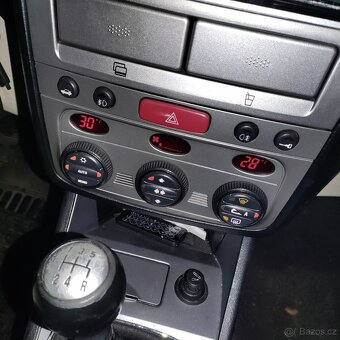 Alfa Romeo 147, 1.9 JTD,MAX VÝBAVA,PĚKNÁ,CENA - 16