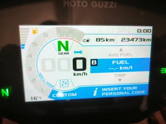 Moto Guzzi V 85 TT Evocative Giallo Mojave (2022) nádherná, - 16