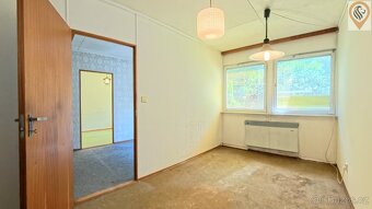 Prodej řadového rodinného domu, 5 pokojů, garáž, zahrada, Ja - 16
