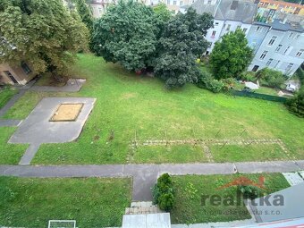 Pronájem pěkného bytu 2+1 43 m2, Opava, ul. Hradecká - 16