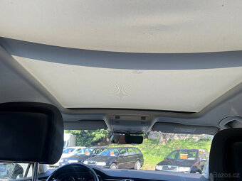 VOLKSWAGEN PASSAT 2,0 TDi 110 Kw COMF.PANO.TAŽNÉ - 16