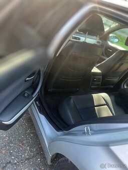 BMW E91 320D 120kW, rok 2006 - 16
