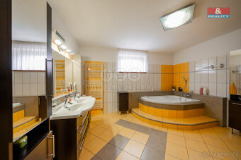 Prodej rodinného domu, 350 m², Rychvald, ul. Vyhonkovec - 16