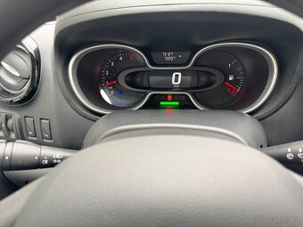 Renault Trafic 2.0 dCi 88kW 73tkm Full LED 3-místa Climatic - 16