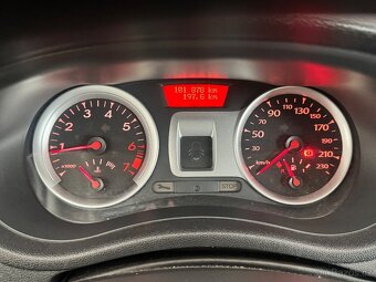 Renault Clio  1.2i 55kW - 16
