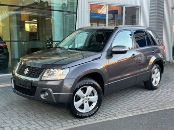 Suzuki Grand Vitara 2.4i Comfort benzín 124kw - 16