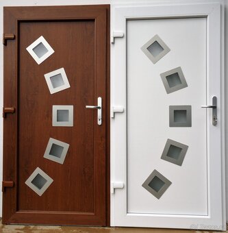 okna a celoprosklené dveře - 16