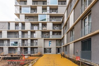 Pronájem, byty/1+kk, 30 m2, Mezi vodami 2349/47, Modřany, 14 - 16
