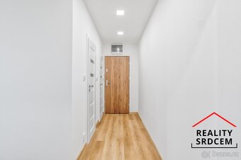 Pronájem bytu v os. vlast. o velikosti 2+1+balkon/58 m2 na u - 16