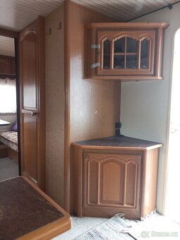 Prodám karavan hobby prestige - 16