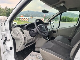 OPEL VIVARO LONG 2.0 CDTi KLIMA 9-MÍST RV2013 SERVISK 165TKM - 16