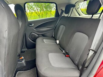 Renault ZOE, 41kWh, SoH 90%, KEYLESS, TČ, 269 000,- Kč - 16