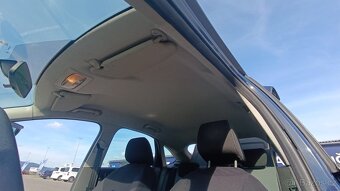 Ford Focus 1.4 benzín - 16