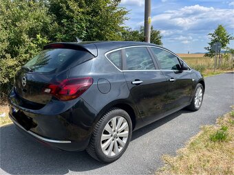 Opel Astra - 16