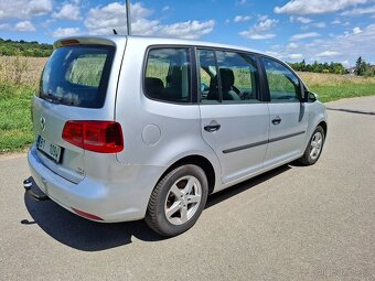 VW Touran 1.6 TDI 77kw Klima Model 2012 Nová Stk.-.- - 16