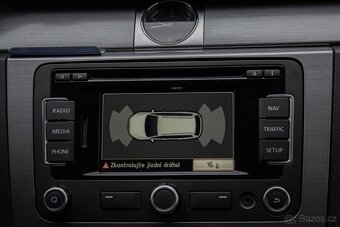 Volkswagen Passat Variant 1.6 TDI BMT Comfortline - 16