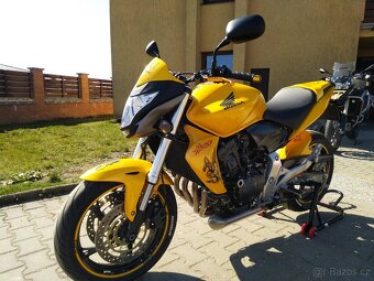Honda CB 600 F Hornet – 2012 (poslední model) – TOP STAV - 16
