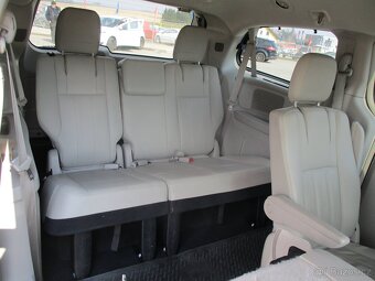 CHRYSLER TOWN & COUNTRY 3,6L V6 211kw LPG odp. DPH 2015 - 16