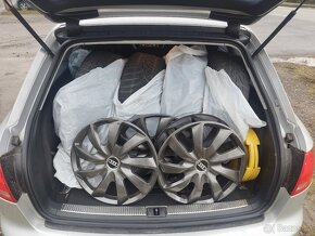 Audi A 4 kombi  2.0 TDi nová cena - 16