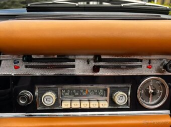 Mercedes-Benz 230 SL Pagode (W113), r. v. 1964 - 16