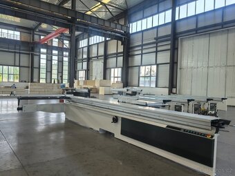 Formátovací pila s 4000 x 410 mm posuvným stolem. - 16