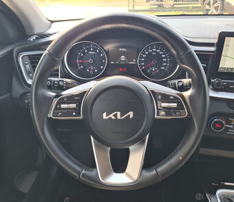 KIA CEED 1.0 T-GDI SILVER - 16