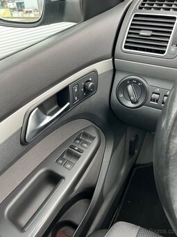 VW TOURAN 1.6TDI 77KW,Webasto,Tažné,Alu R16,Manuál,Navigace - 16