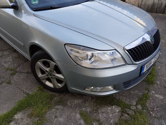 Prodám Octavia 2 1.2 77Kw TSI benzín - 16