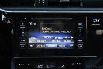 Toyota Auris Touring Sports - 16