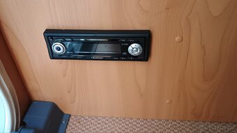 Bürstner Ventana 480, palandy, Ultraheat, podlahové topeni - 16