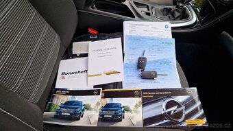 OPEL INSIGNIA 2.0 CDTI 103KW.XENONY.KAMERA.TEMPOMAT.ALU 19. - 16