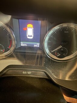 Prodám Škoda Octavia 2,0 TDI Combi  2017 84 000 km - 16