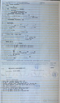 VW Multivan 4x2, 2,5 TD 96 kw,spací lavice,7 míst,tope - 16