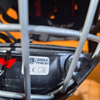 Brusle Bauer Supreme S 21 EUR 35, hokejova přilba,hokejové c - 16