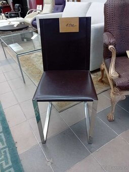 KOMPLETNÍ VÝPRODEJ PŘEDVÁDĚCÍHO NÁBYTKU ZE SHOWROOMU - 16