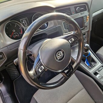 VW Golf 7 variant 1,6tdi - 16