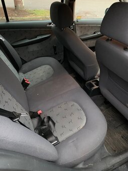 Škoda Fabia 1.4 Combi- BEZ STK Na opravu nebo díly - 16