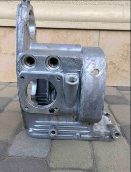 Nové a použité motory převodovky diferenciály Dněpr K750 - 16